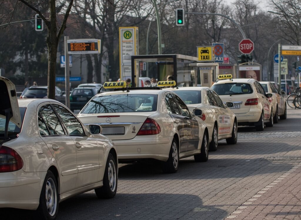 Taxi Pickup Passenger - Saudi Cab Co ground transport guide